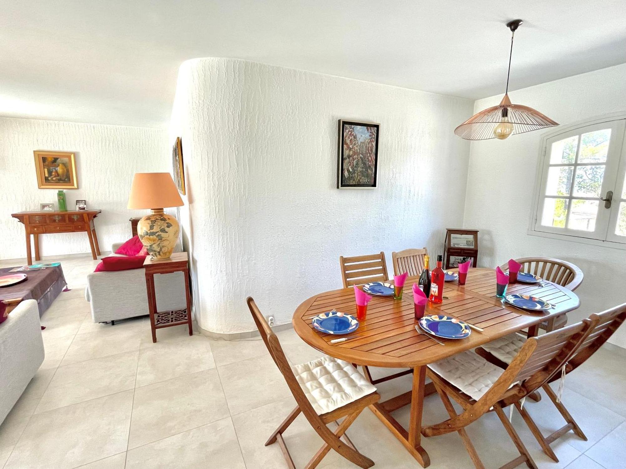 Charming French Riviera Villa // Pool, Seaview, Ac, 9Pax // Saint-Raphaël エクステリア 写真