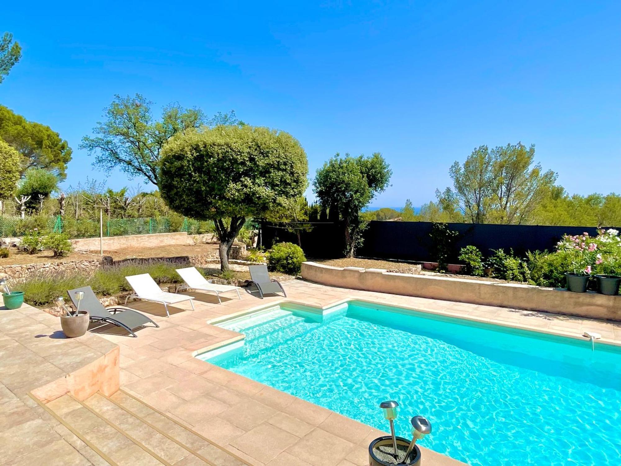Charming French Riviera Villa // Pool, Seaview, Ac, 9Pax // Saint-Raphaël エクステリア 写真